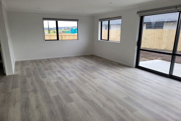 Photo of property in 5 Kapiakauri Road, One Tree Point, 0118