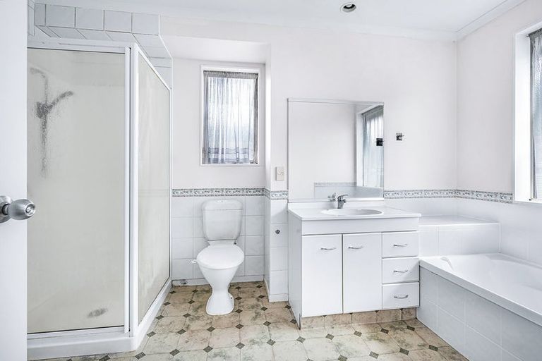 Photo of property in 17 Farnham Close, Rototuna North, Hamilton, 3210