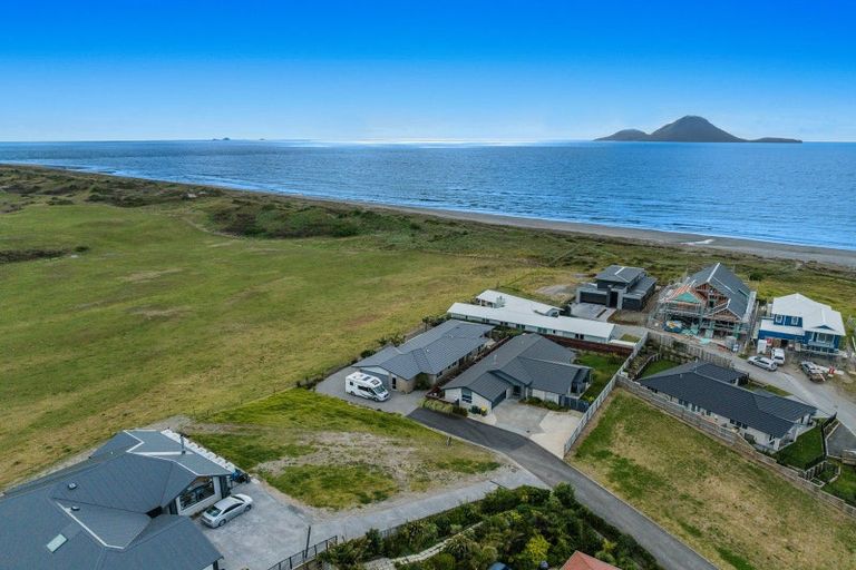 Photo of property in 49 Omega Place, Coastlands, Whakatane, 3120