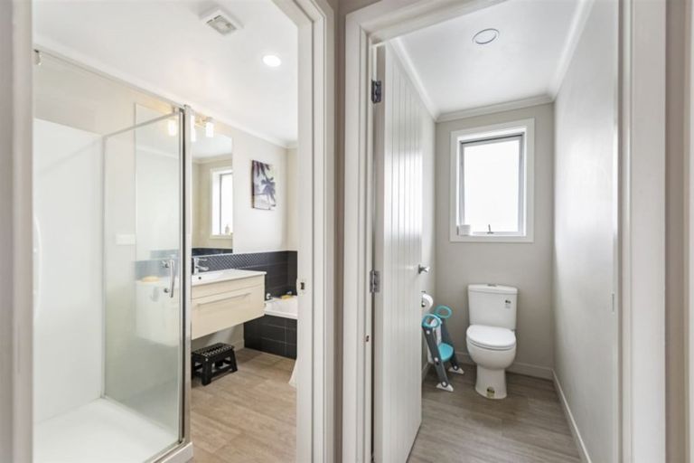 Photo of property in 64 Butterworth Crescent, Papamoa Beach, Papamoa, 3118