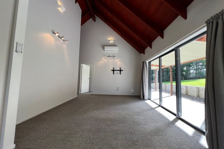 Photo of property in 388 Pine Valley Road, Dairy Flat, Silverdale, 0992