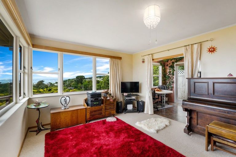 Photo of property in 26 Akatea Road, Korokoro, Lower Hutt, 5012