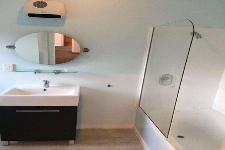 Photo of property in 28 Jutland Street, Waterloo, Lower Hutt, 5011