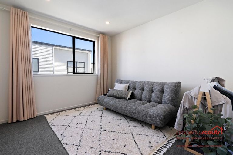 Photo of property in 27b Westgate Drive, Westgate, Auckland, 0614