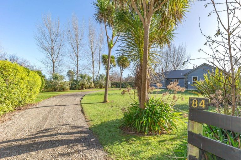 Photo of property in 84 Muhunoa West Road, Ohau, Levin, 5570