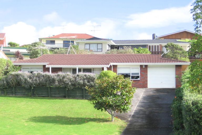 Photo of property in 23 William Bayes Place, Red Beach, 0932