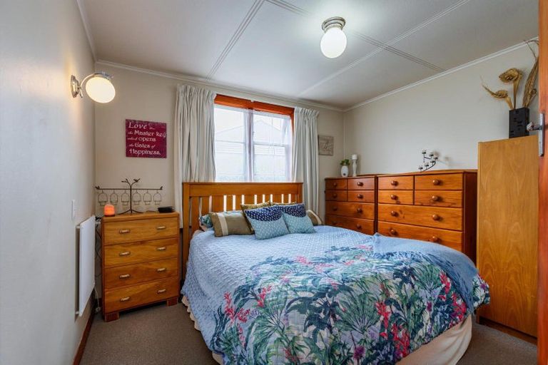 Photo of property in 83 Villa Street, Masterton, 5810