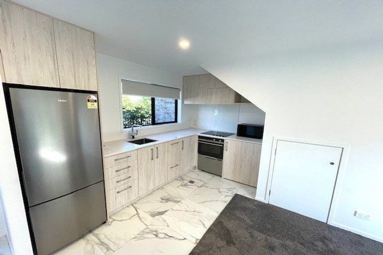Photo of property in 2/57 Taikata Road, Te Atatu Peninsula, Auckland, 0610