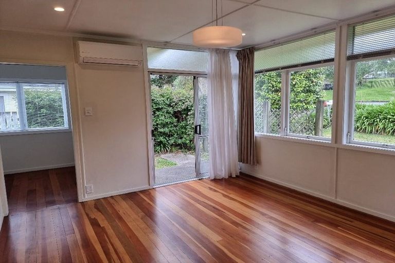 Photo of property in 5 Aorangi Road, Paraparaumu, 5032