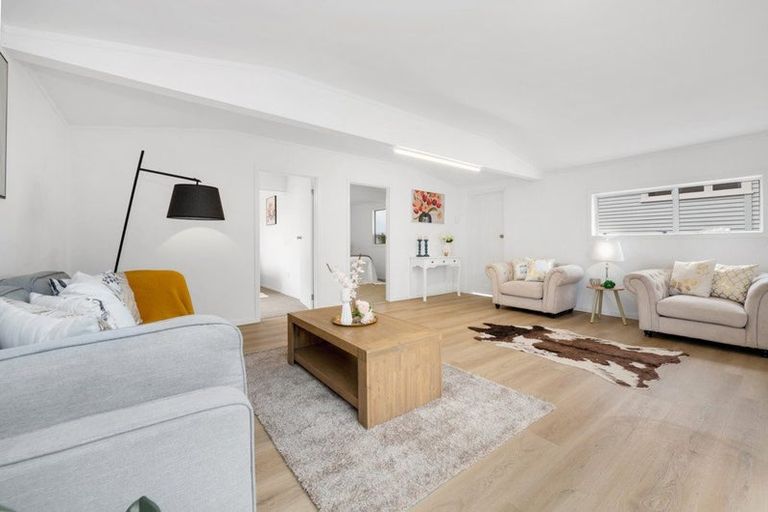 Photo of property in 18 Crown Crescent, Otara, Auckland, 2023