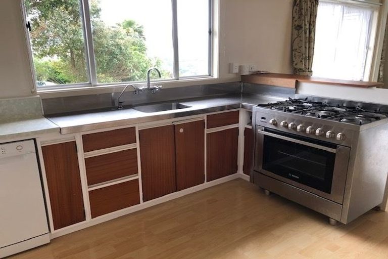 Photo of property in 49 Whaka Street, Maungaturoto, 0520