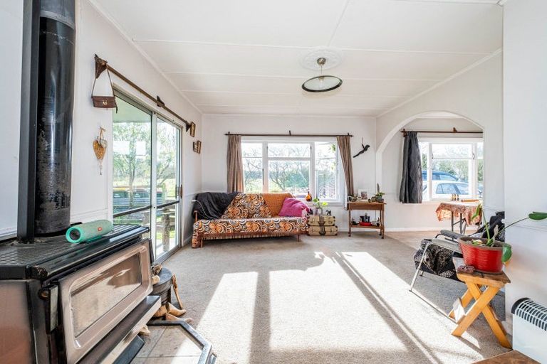 Photo of property in 561 Waimate Highway, Saint Andrews, Timaru, 7971