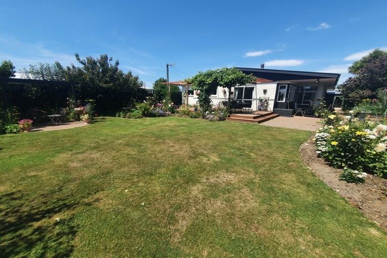 Photo of property in 102c Isleworth Road, Bishopdale, Christchurch, 8053