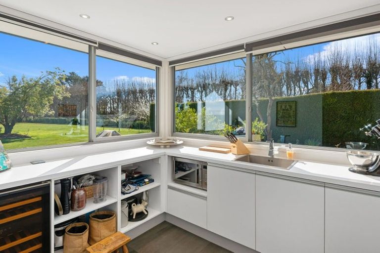 Photo of property in 569 Johns Road, Harewood, Christchurch, 8051