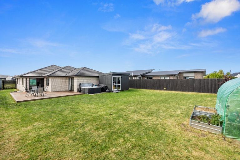 Photo of property in 56 Shadbolt Lane, Rolleston, 7614