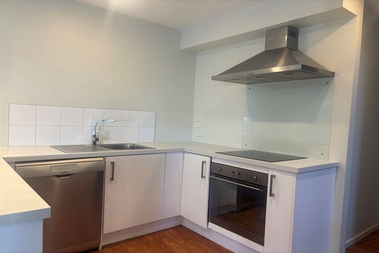 Photo of property in 215 Peterborough Street, Christchurch Central, Christchurch, 8013