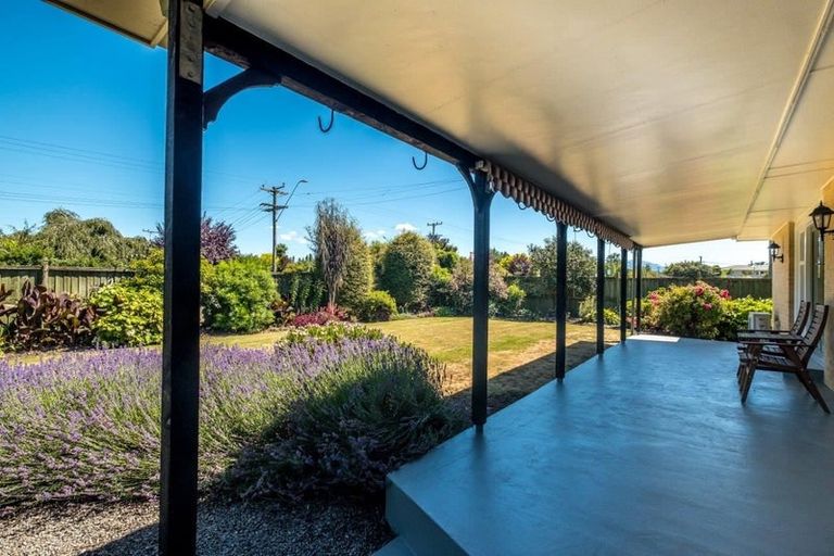 Photo of property in 10 Lowry Street, Waiau, 7332