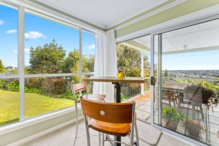 Photo of property in 88 Birkdale Road, Birkdale, Auckland, 0626