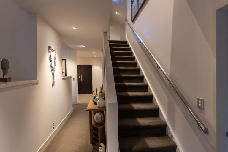 Photo of property in 15 Pastoral Lane, Hokowhitu, Palmerston North, 4410