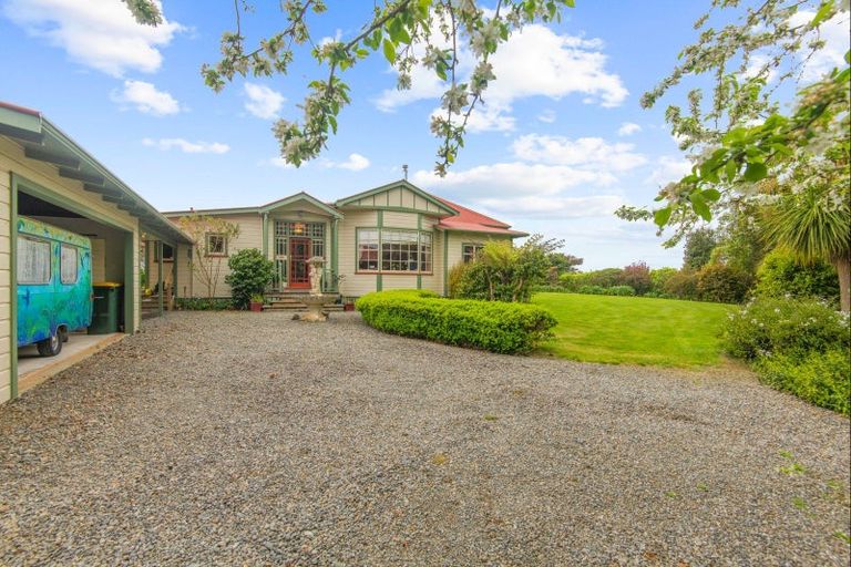 Photo of property in 18 Heatherlea Road West, Levin, 5575