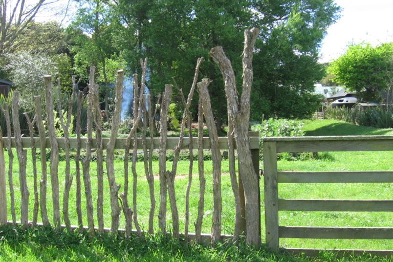 Photo of property in 130 Okere Road, Okere Falls, Rotorua, 3074