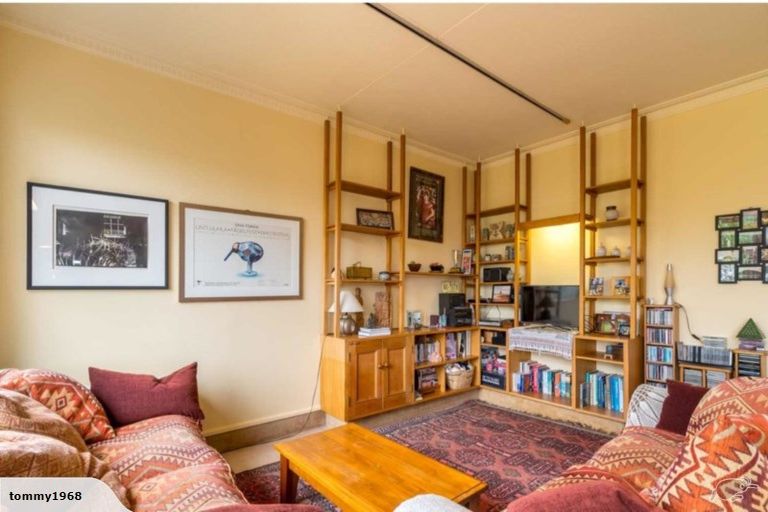 Photo of property in 32 City Road, Roslyn, Dunedin, 9010