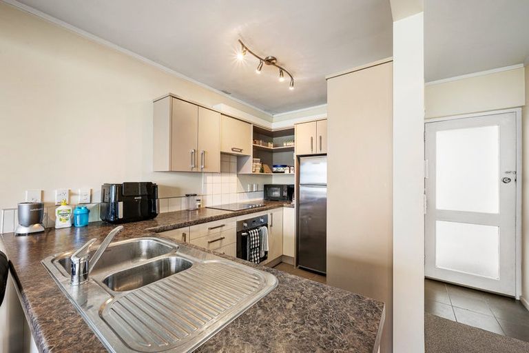 Photo of property in 12 Anne Street, Wadestown, Wellington, 6012