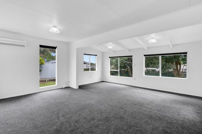 Photo of property in 50 Sole Avenue, Bell Block, New Plymouth, 4312