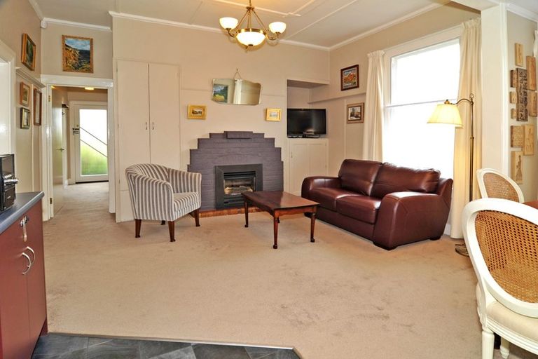 Photo of property in 26 Peel Street, Mornington, Dunedin, 9011