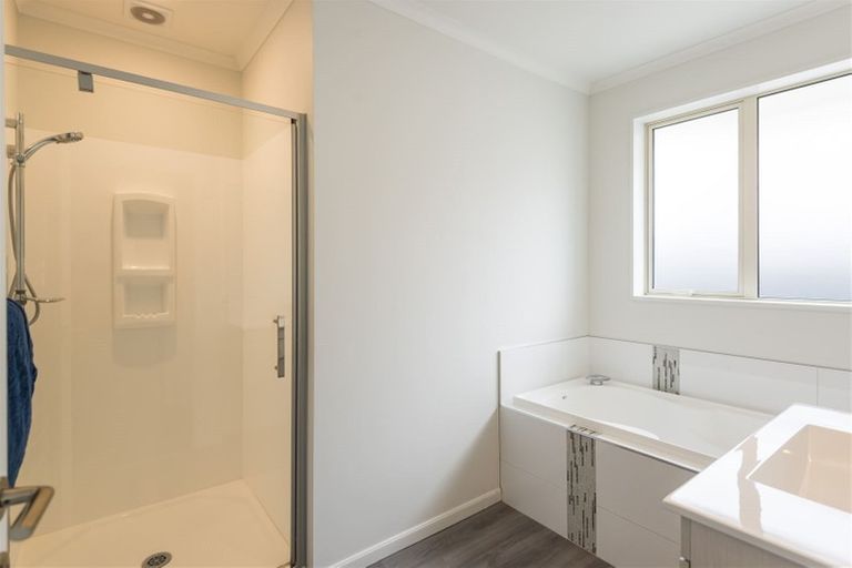 Photo of property in 4 Hineaari Street, Marshland, Christchurch, 8083