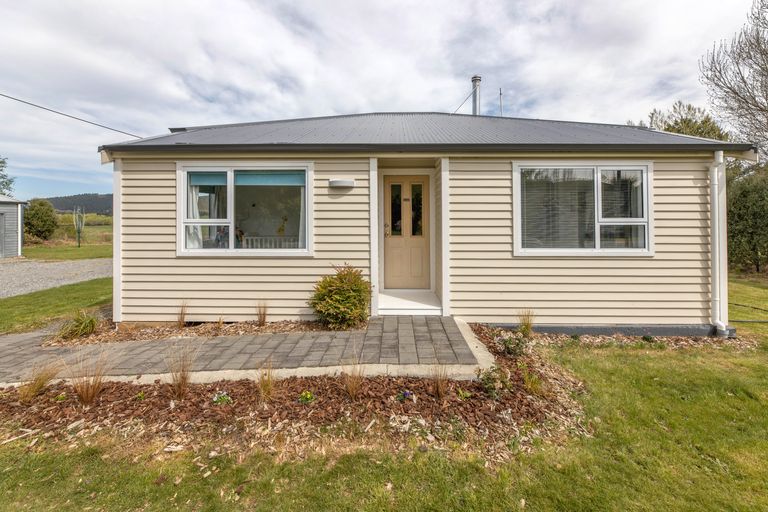 Photo of property in 203 Whitecliffs Road, Whitecliffs, Coalgate, 7673