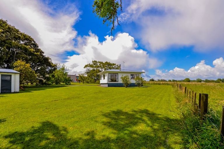 Photo of property in 273 Postman Road, Dairy Flat, Albany, 0794
