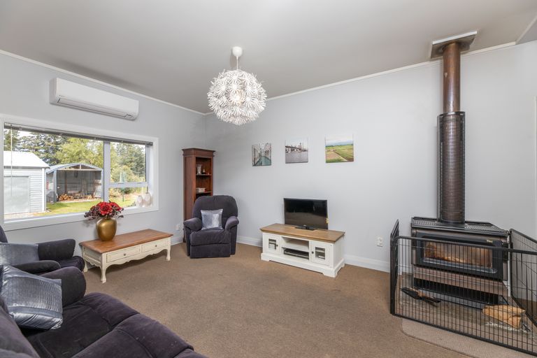 Photo of property in 203 Whitecliffs Road, Whitecliffs, Coalgate, 7673