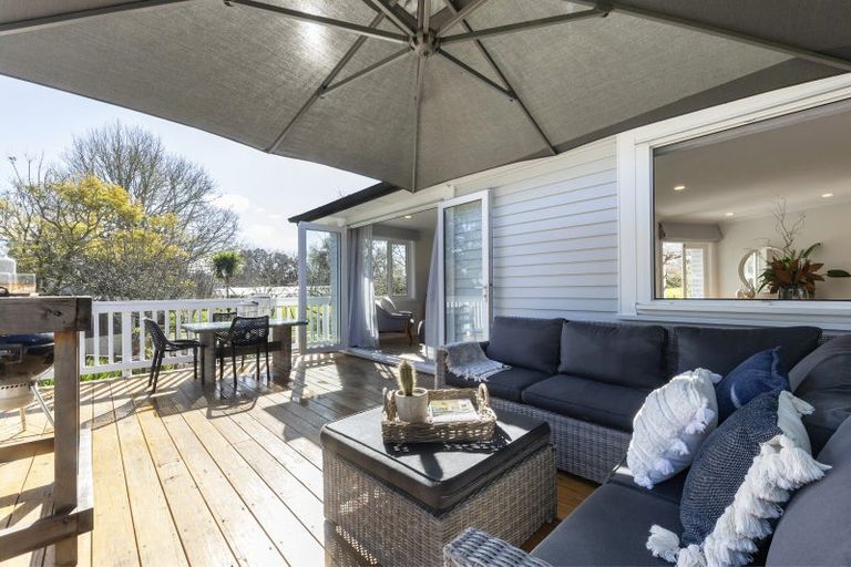 Photo of property in 30 Trigg Road, Huapai, Kumeu, 0810