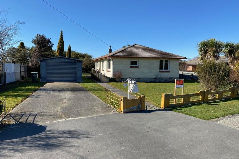 Photo of property in 6 Parsonage Road, Waimate, 7924