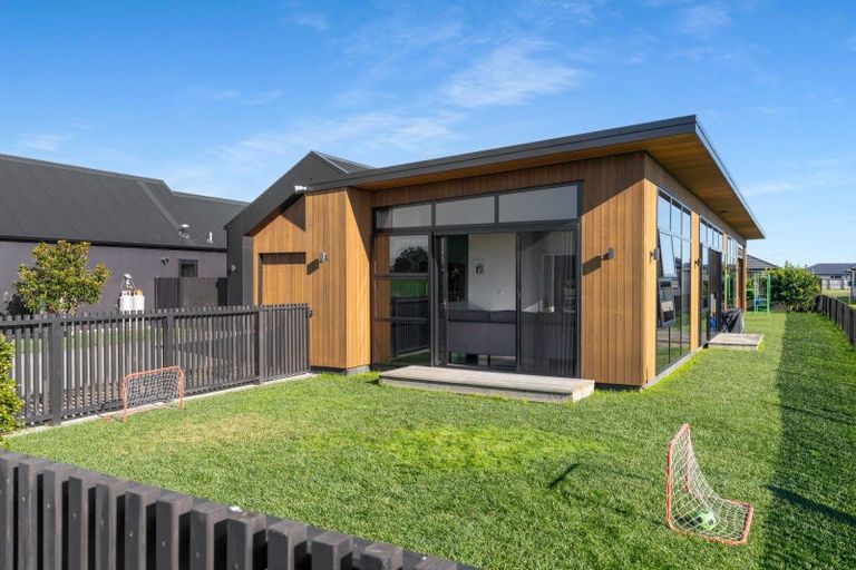 Photo of property in 5 Bob Shaw Road, Ngatea, 3503