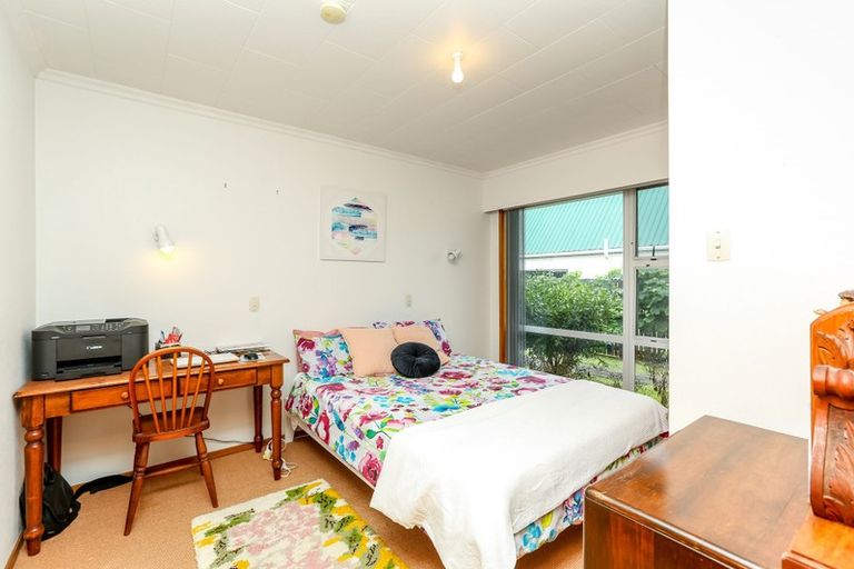 Photo of property in 7 Park Lane, Waitara, 4320