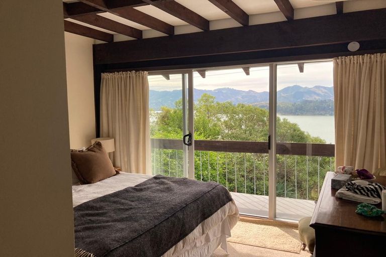 Photo of property in 24 Bayview Road, Charteris Bay, Lyttelton, 8971