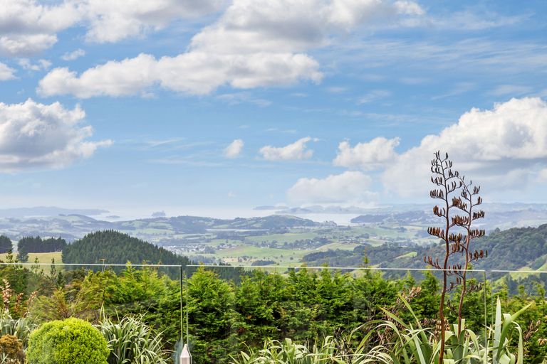 Photo of property in 185 Govan Wilson Road, Whangaripo, Warkworth, 0985