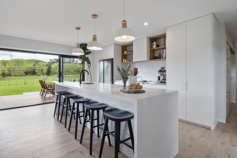 Photo of property in 336 Valley Road, Colyton, 4775