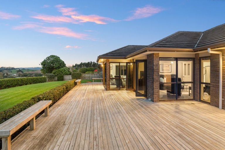 Photo of property in 110 Butcher Road, Pukekohe, 2120