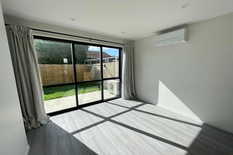 Photo of property in 26 Clay Works Lane, New Lynn, 0600