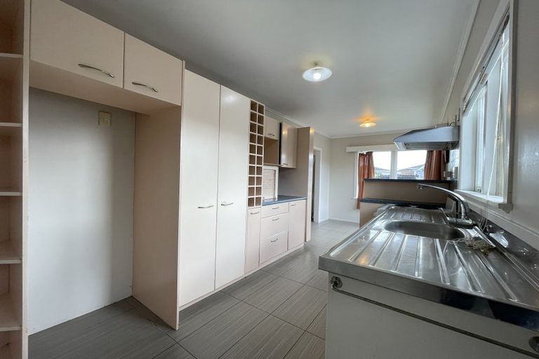 Photo of property in 70 Angelo Avenue, Howick, Auckland, 2014