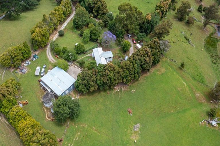 Property details for 98 Corlett Road, Tauhoa, Wellsford, 0973