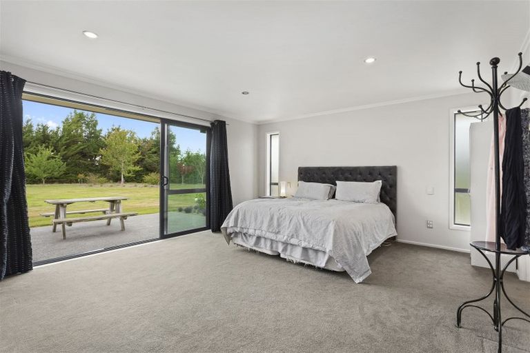 Photo of property in 53 Swamp Road, Loburn, Rangiora, 7472