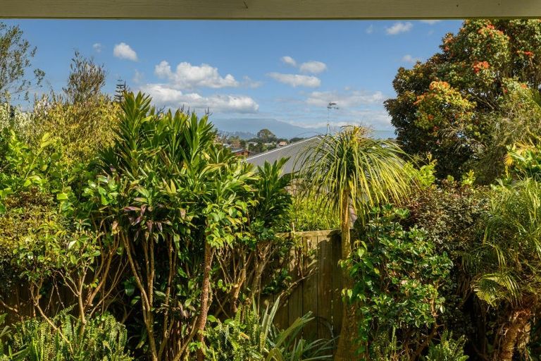 Photo of property in 54 Village Park Drive, Welcome Bay, Tauranga, 3112