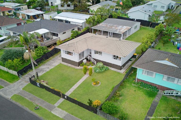 Photo of property in 52 Zelda Avenue, Clover Park, Auckland, 2023
