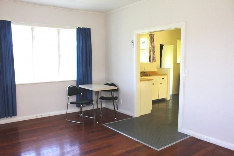 Photo of property in 46 Brandon Street, Featherston, 5710