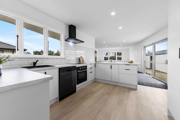 Photo of property in 15 Greenhaven Drive, Burwood, Christchurch, 8083