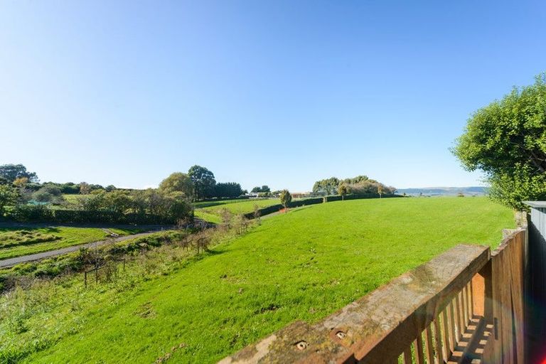 Photo of property in 39 Logan Way, Kelvin Grove, Palmerston North, 4414